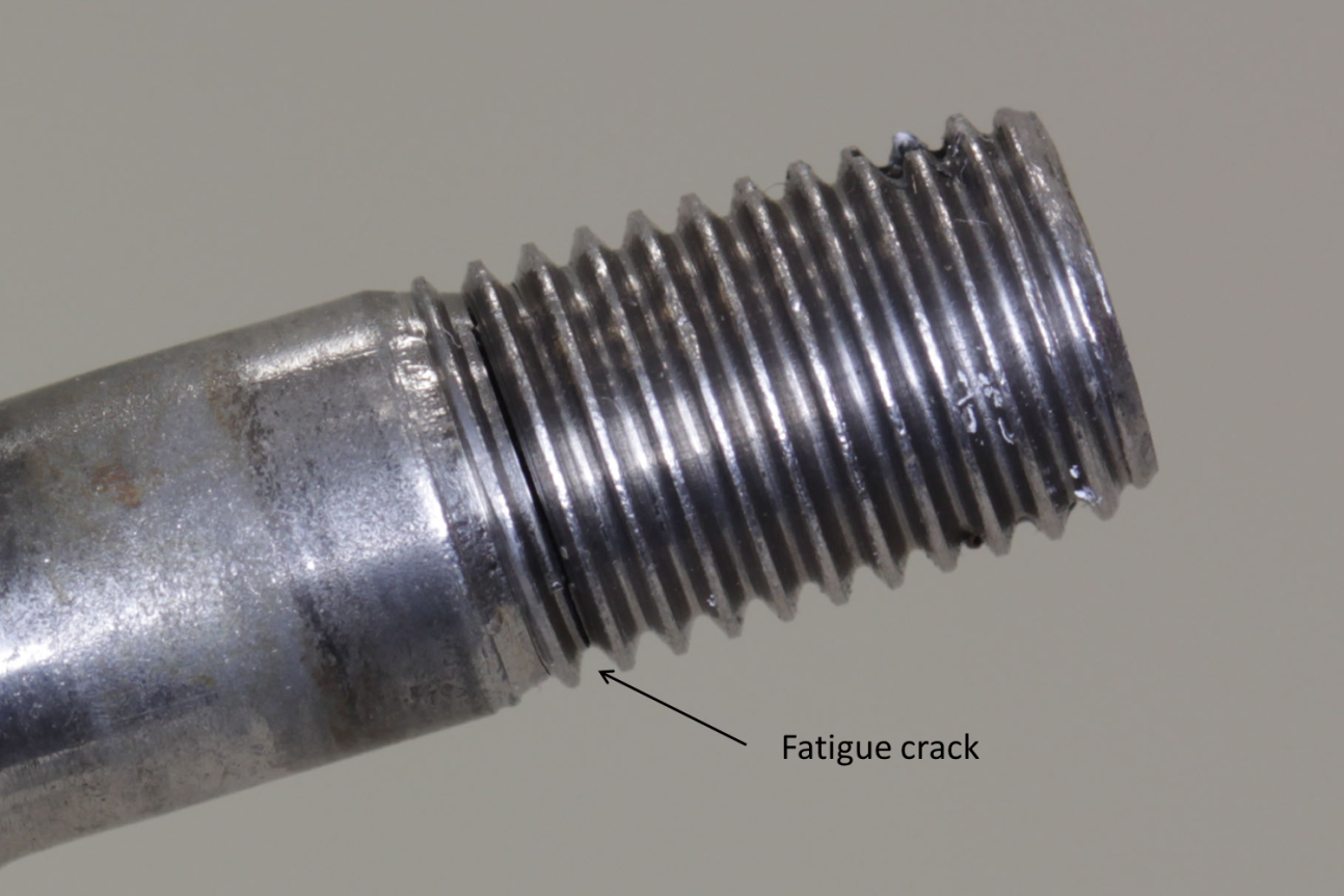 Figure A3: Forward fuselage lateral tie rod showing right side thread with fatigue crack